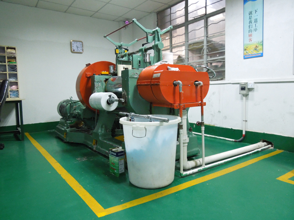 東莞矽膠模具廠家電話號碼 東莞(wǎn)矽(guī)膠模具廠(chǎng)家電話號碼